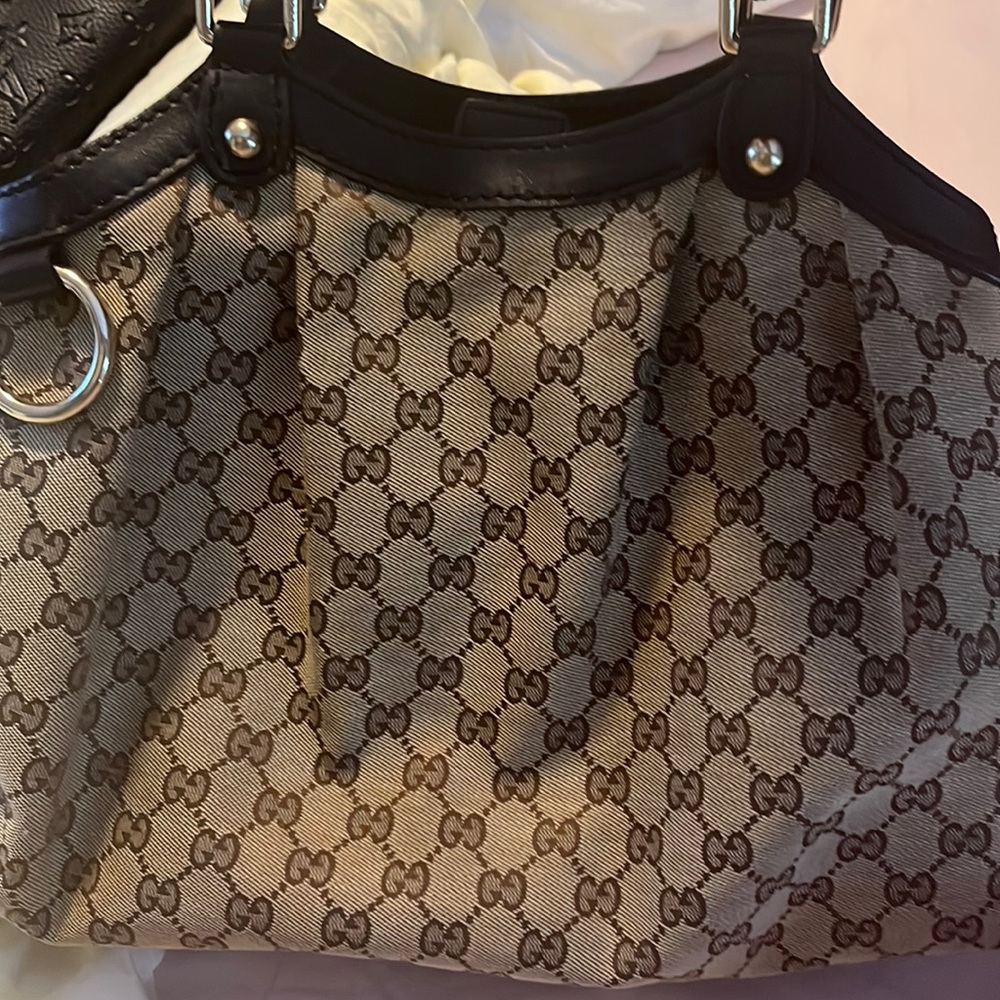 Authentic Gucci handbag